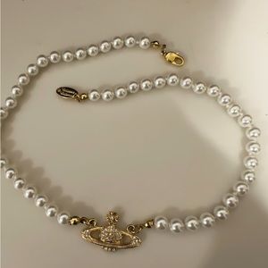 Vivienne Westwood choker necklace